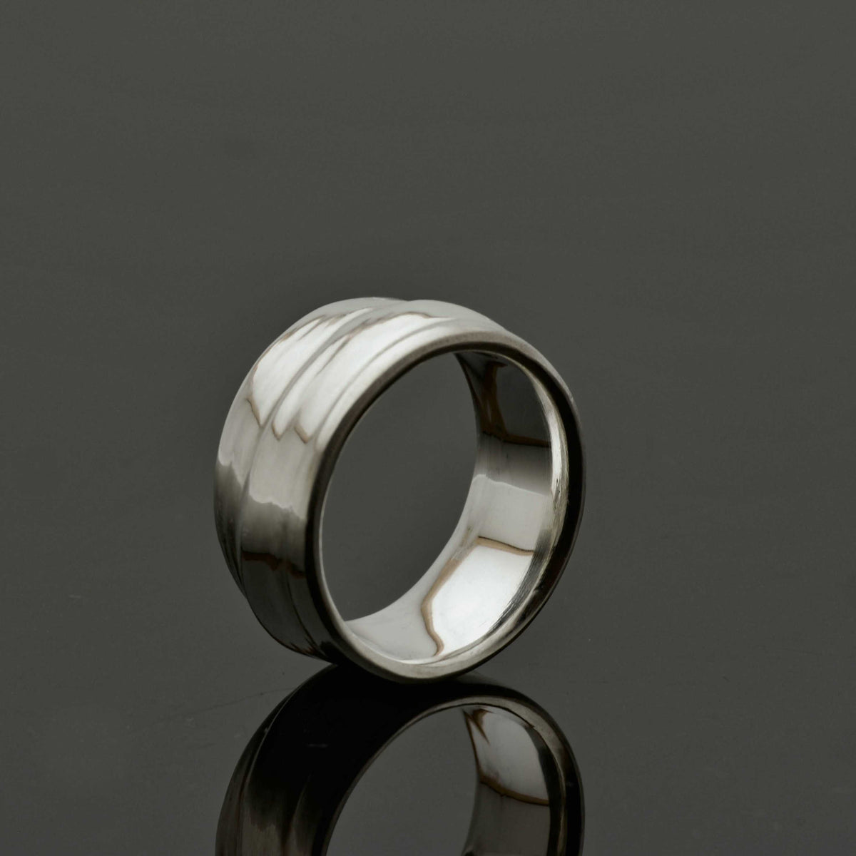 Home made silver ring with a artistic pattern