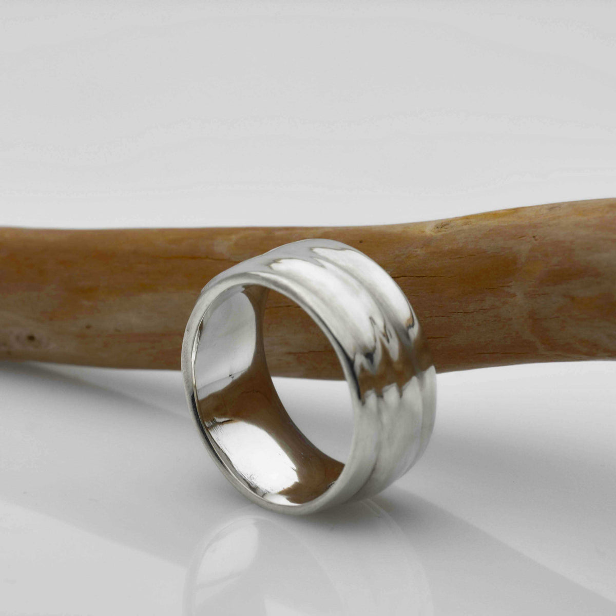 Home made silver ring with a artistic pattern