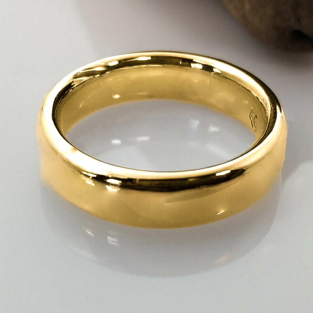 Discover the Uniquely Designed 14K Solid Gold Band with a Smooth Surface and Comfortable Feel - Nine Amulets 