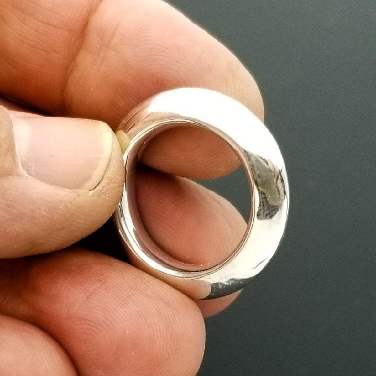 Smooth sterling silver disk ring