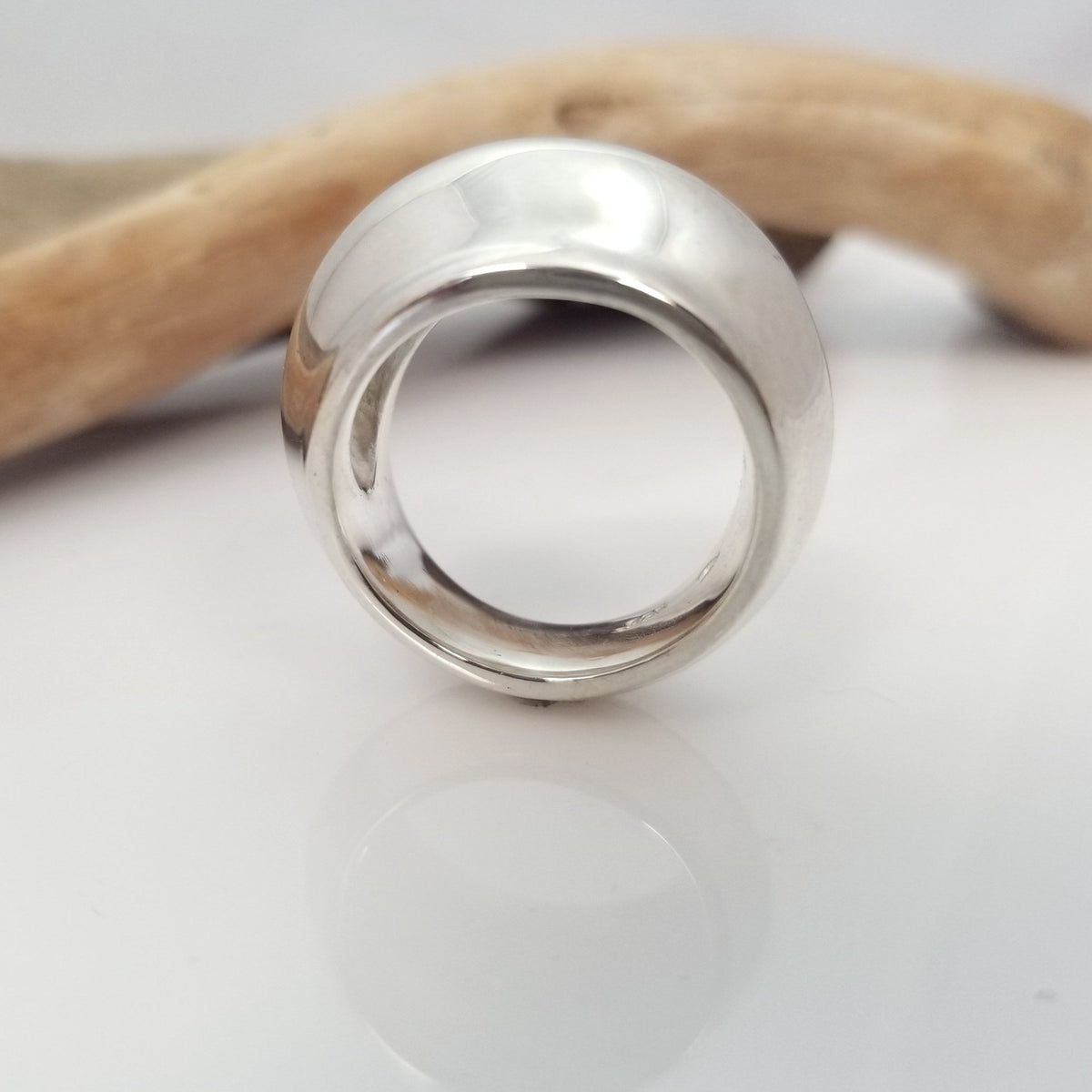mejuri croissant dome ring
