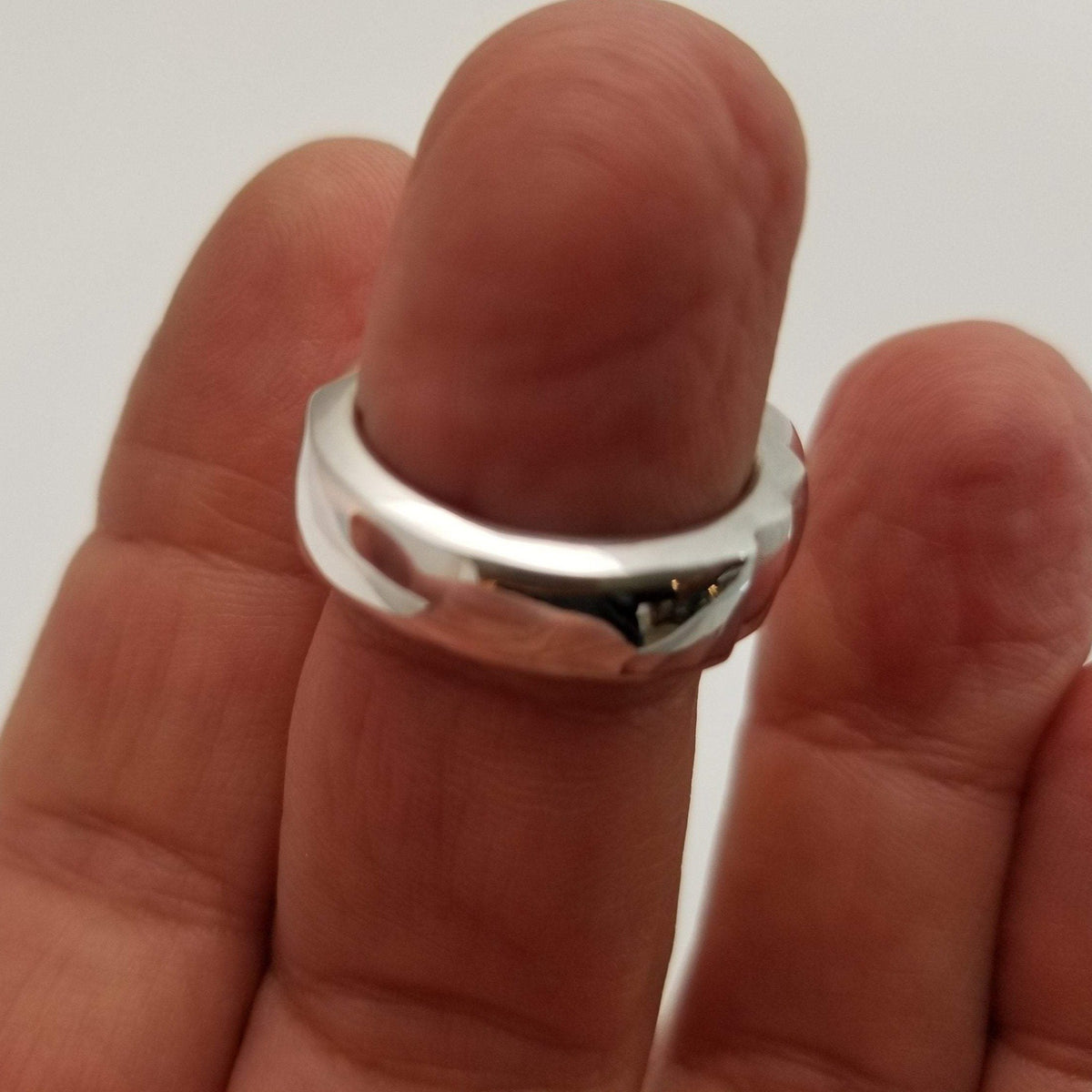 Back of infinity silver ring