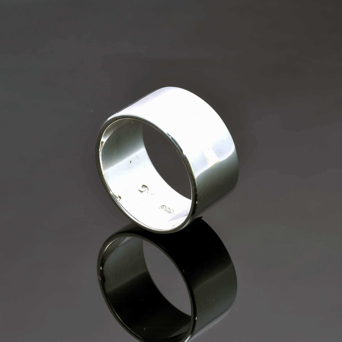 Largo Ring un anello d&#39;argento largo sparatutto dritto piatto