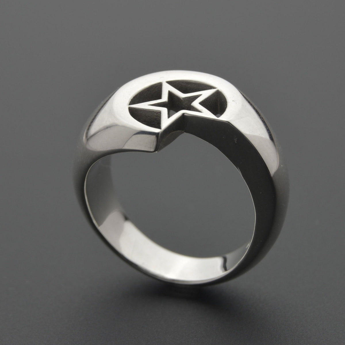 Super moon and star ring