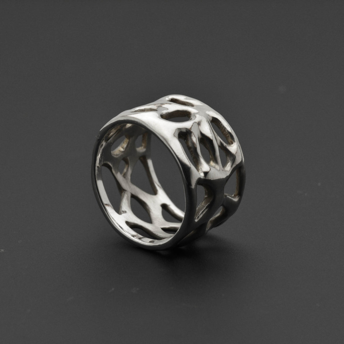 Organic Elegance: A One-of-a-Kind Sterling Silver Ring Inspired by Natural Beauty - Nine Amulets 