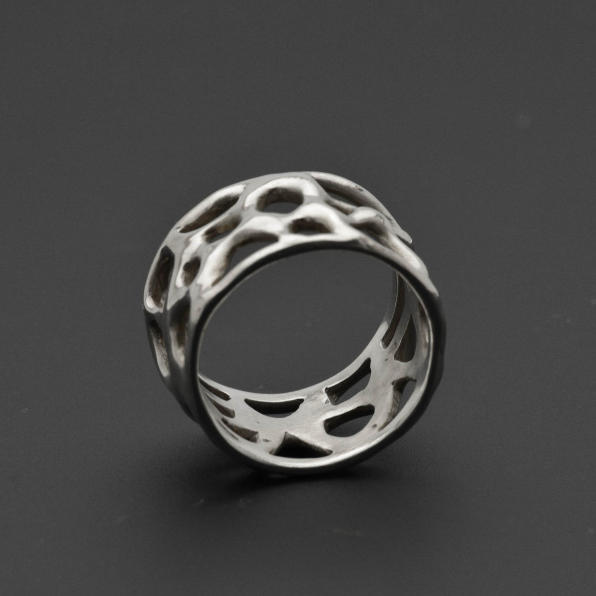 Organic Elegance: A One-of-a-Kind Sterling Silver Ring Inspired by Natural Beauty - Nine Amulets 