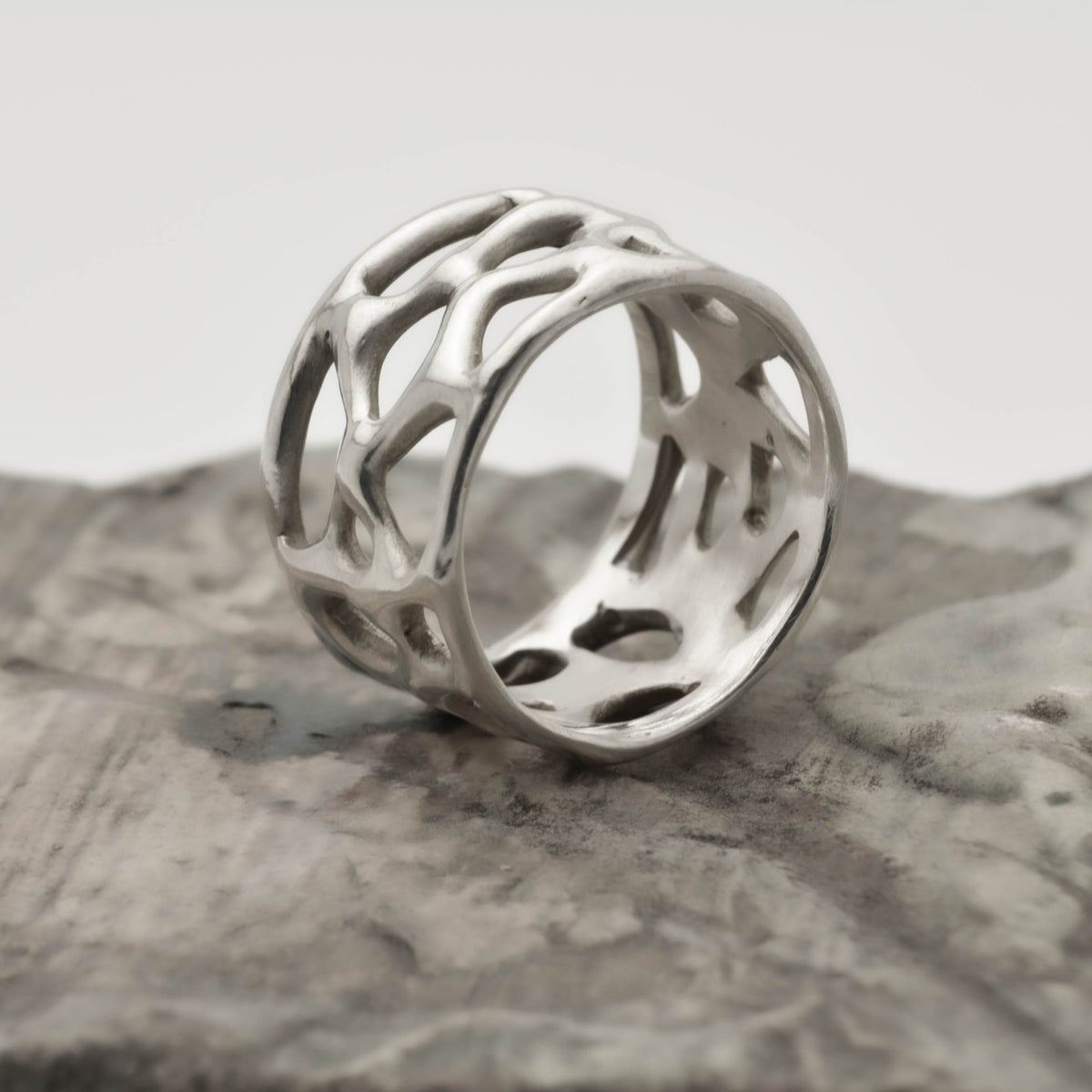 Organic Elegance: A One-of-a-Kind Sterling Silver Ring Inspired by Natural Beauty - Nine Amulets 