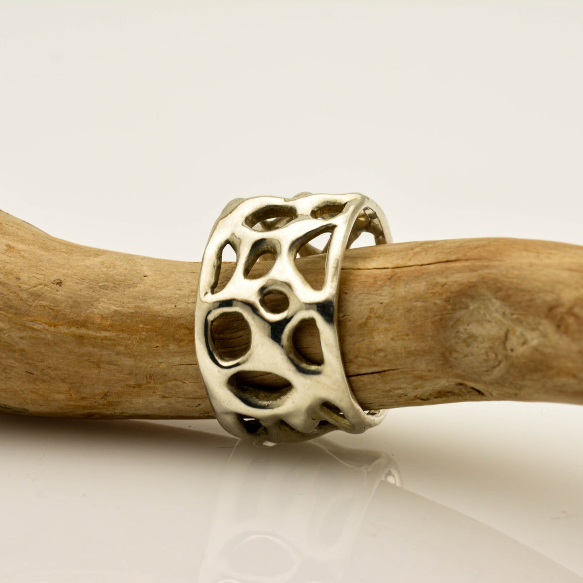 Organic Elegance: A One-of-a-Kind Sterling Silver Ring Inspired by Natural Beauty - Nine Amulets 