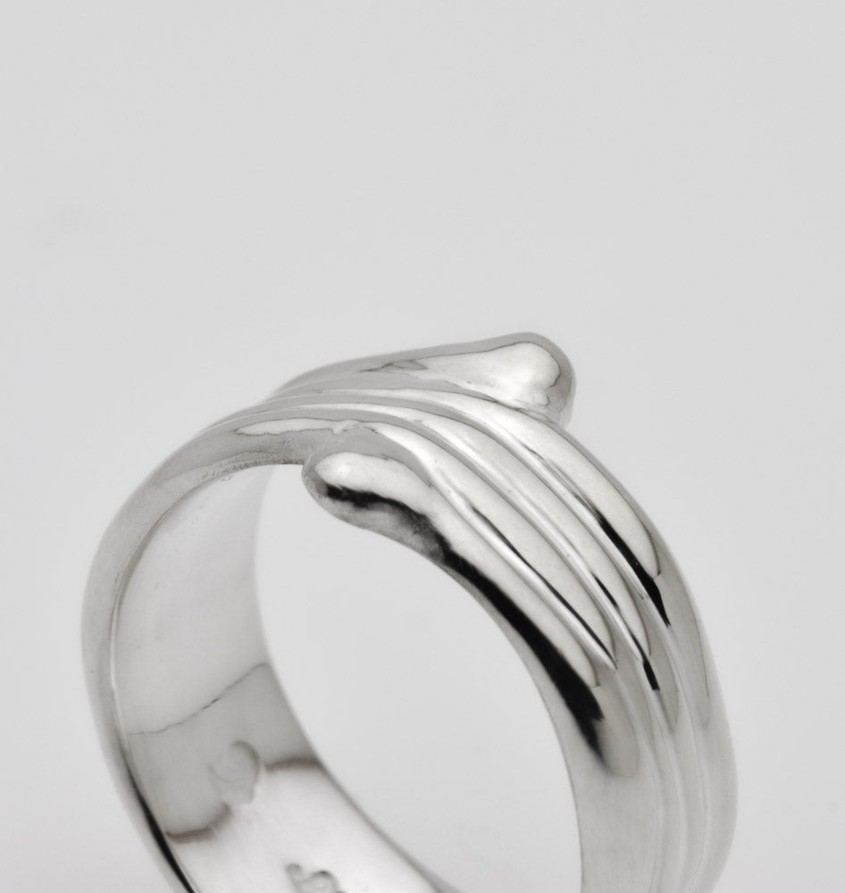 Rings of Joy. Silver Organic Ring With an Unique Hand Made Design - Nine Amulets 