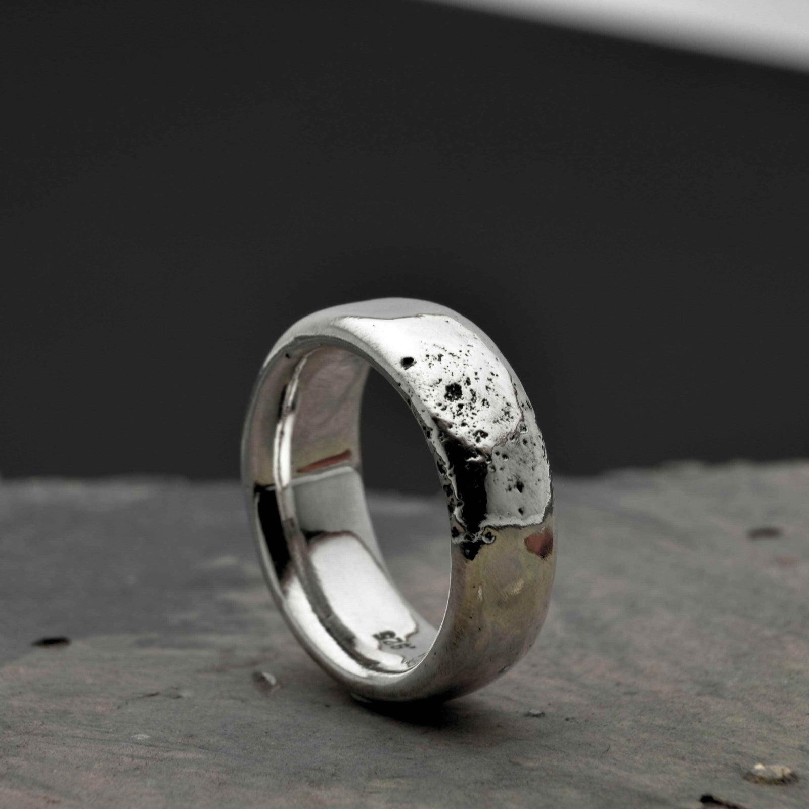 Solid and fat sterling silver Old Moon Ring - Nine Amulets 