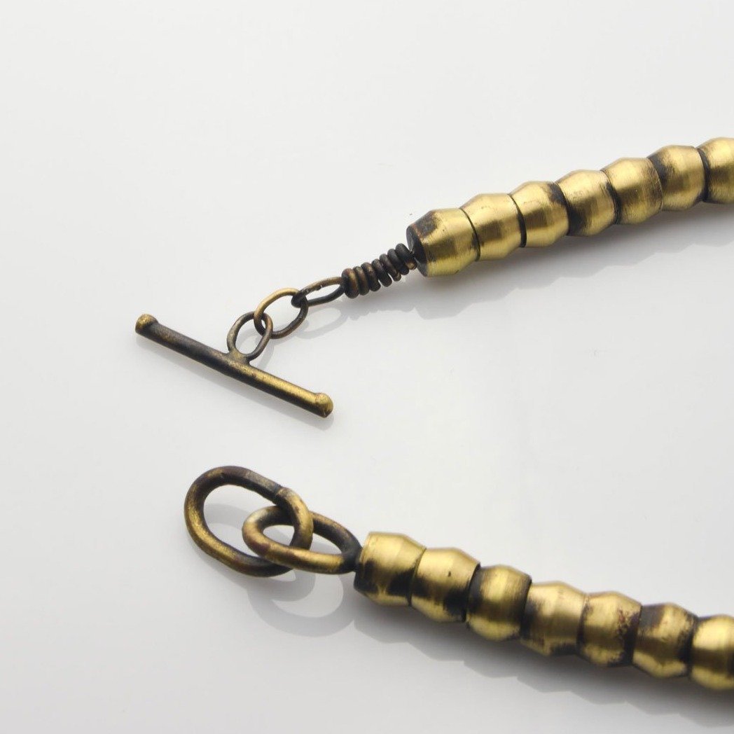 Heavy load brass necklace catch