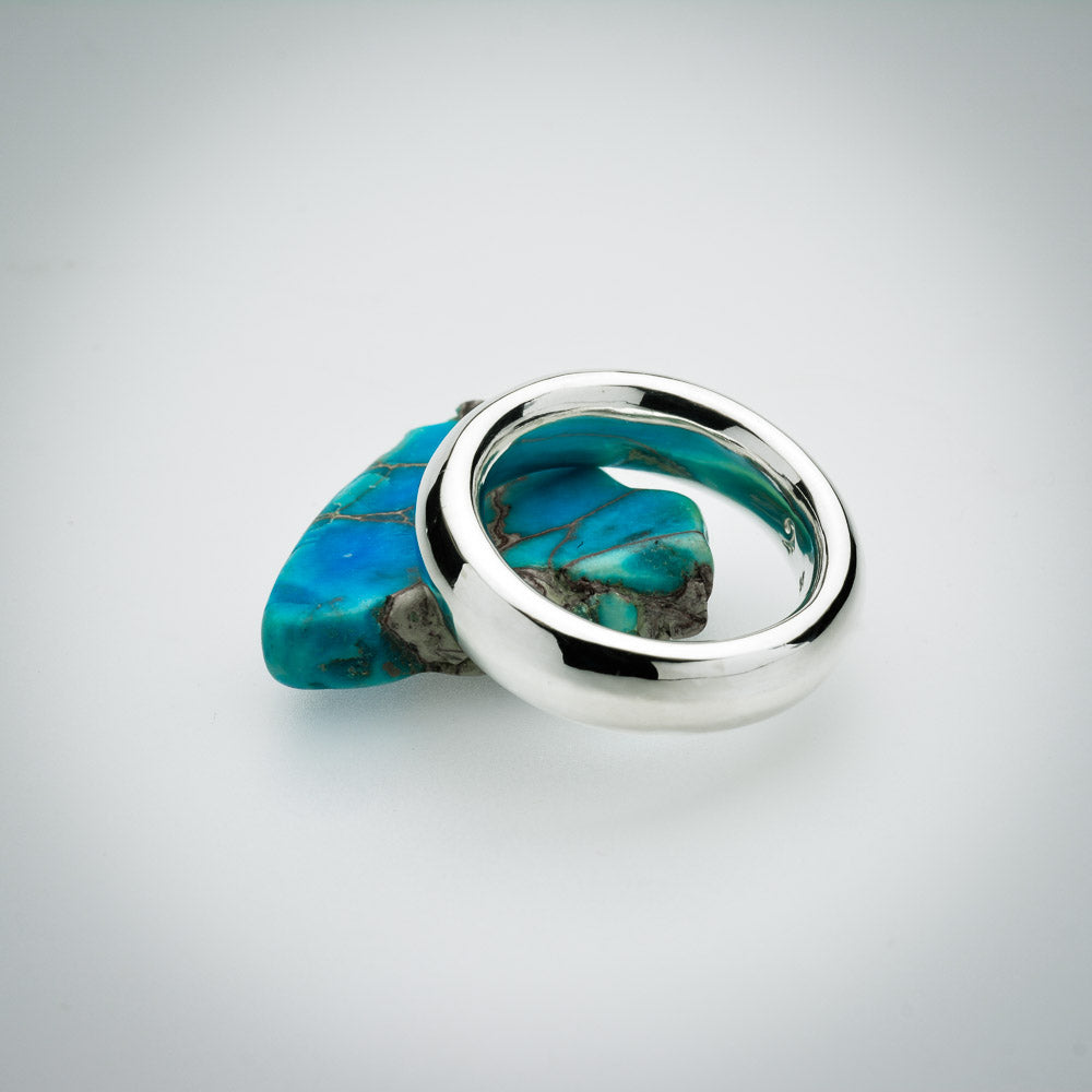 Bold and Beautiful: Artist-Created Fat Moon Ring with Smooth, Comfortable Design - Nine Amulets 